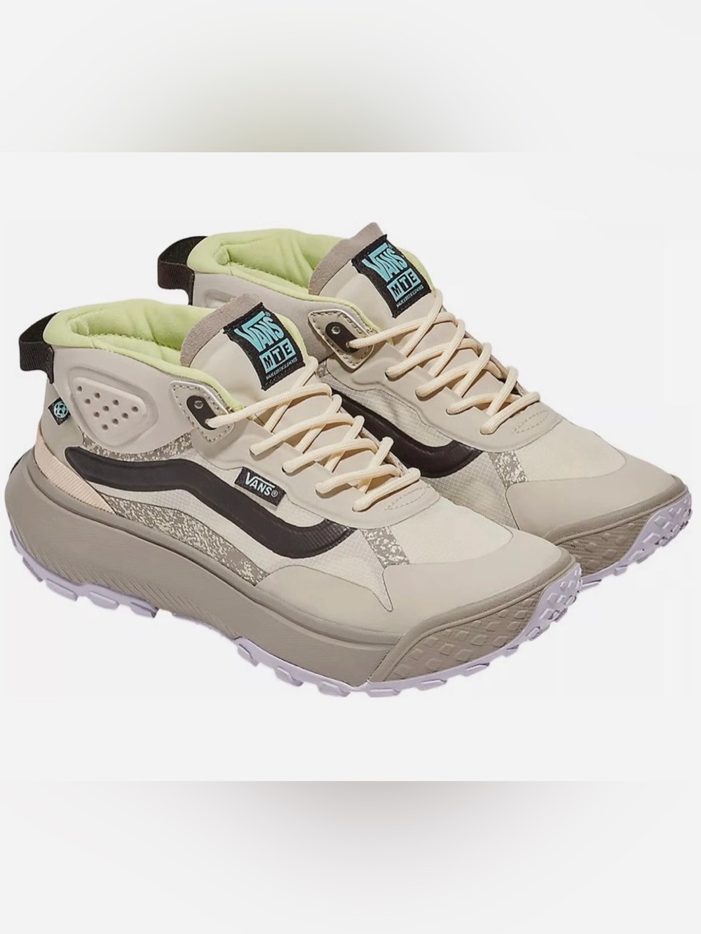 NWOB… Vans Crosspath Mid Shoes .. women’s 7.5